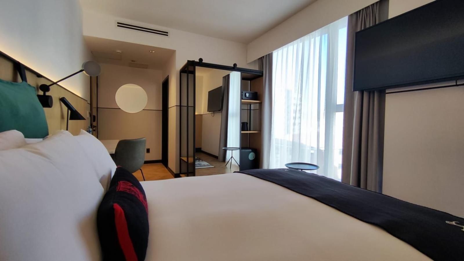 Met Hotel La Paz Buitenkant foto