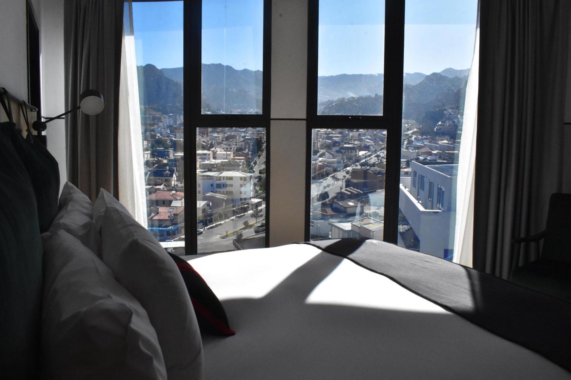 Met Hotel La Paz Buitenkant foto