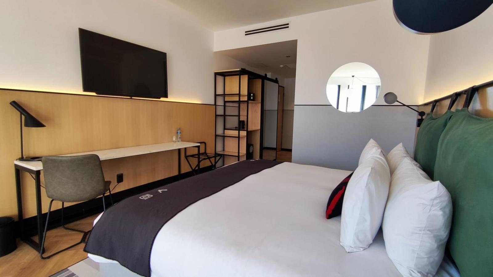 Met Hotel La Paz Buitenkant foto