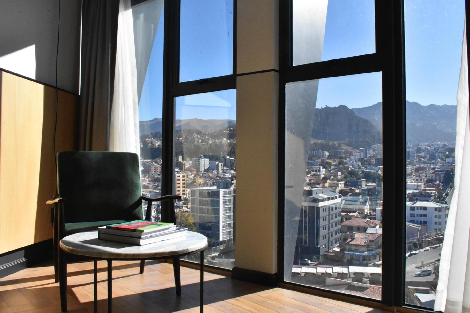 Met Hotel La Paz Buitenkant foto